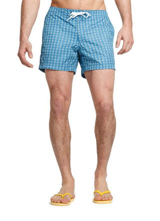 Illustration for article titled The Best Beach Gadget Is a Good Pair of Man Trunks